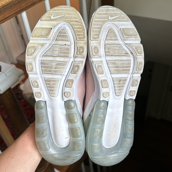 Nike Air Max 270 Women’s Size 9 Pink Metallic Silver - Picture 6 of 6